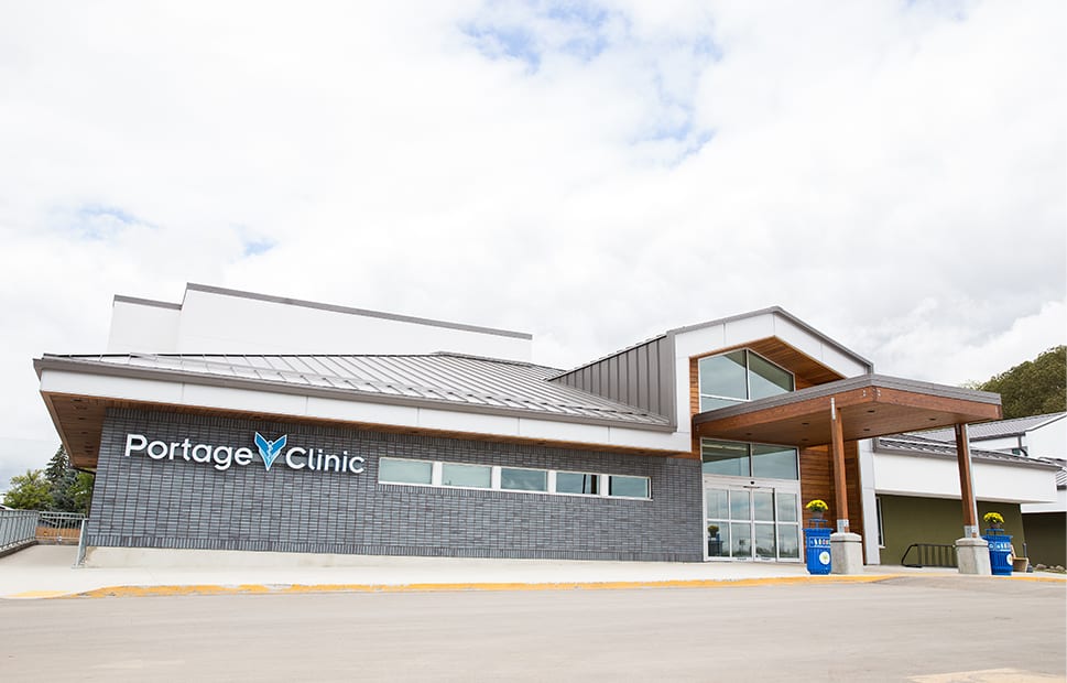Front-view-of-the-portage-clinic Front view of the Portage Clinic
